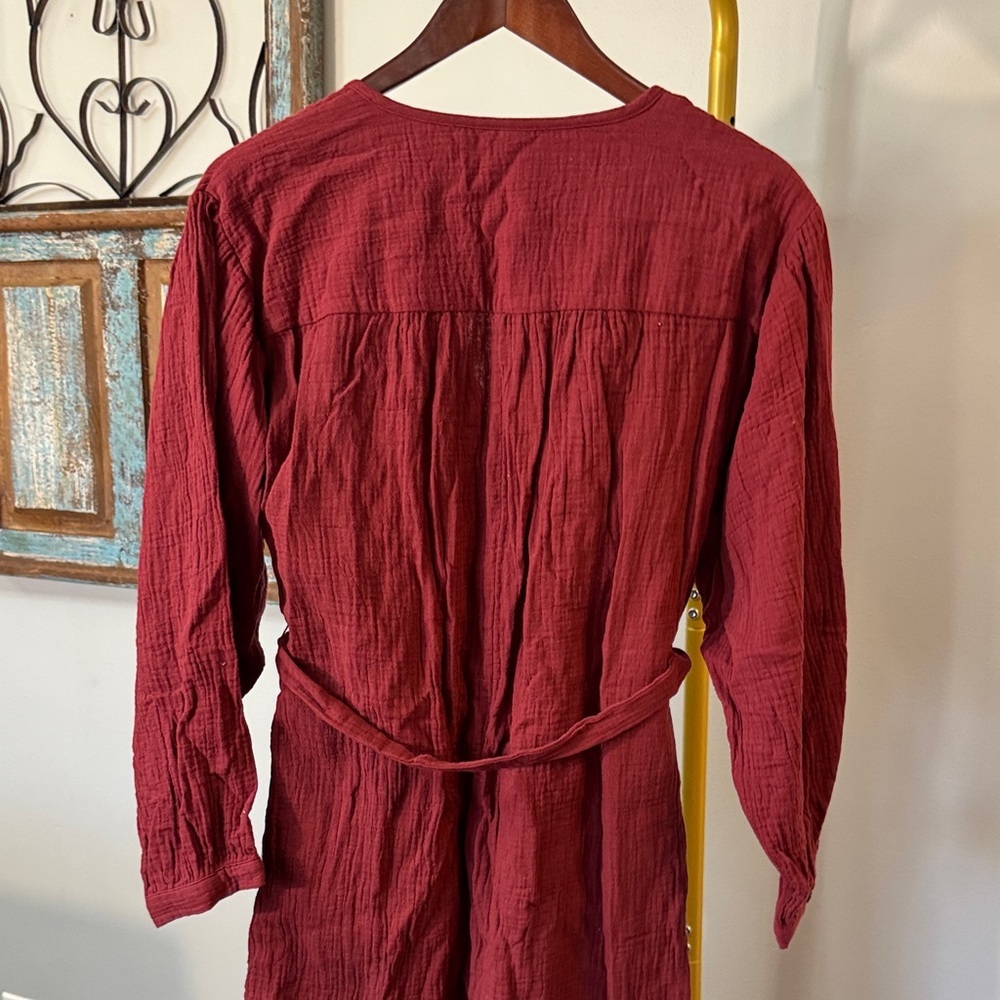 Universal Thread Wine Red Textured Button-Up Midi Dress - Picture 5 of 11